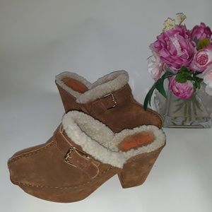 Michael Kors leather heels